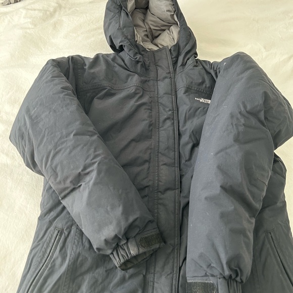 The north face kids XL black jacket - Picture 2 of 3